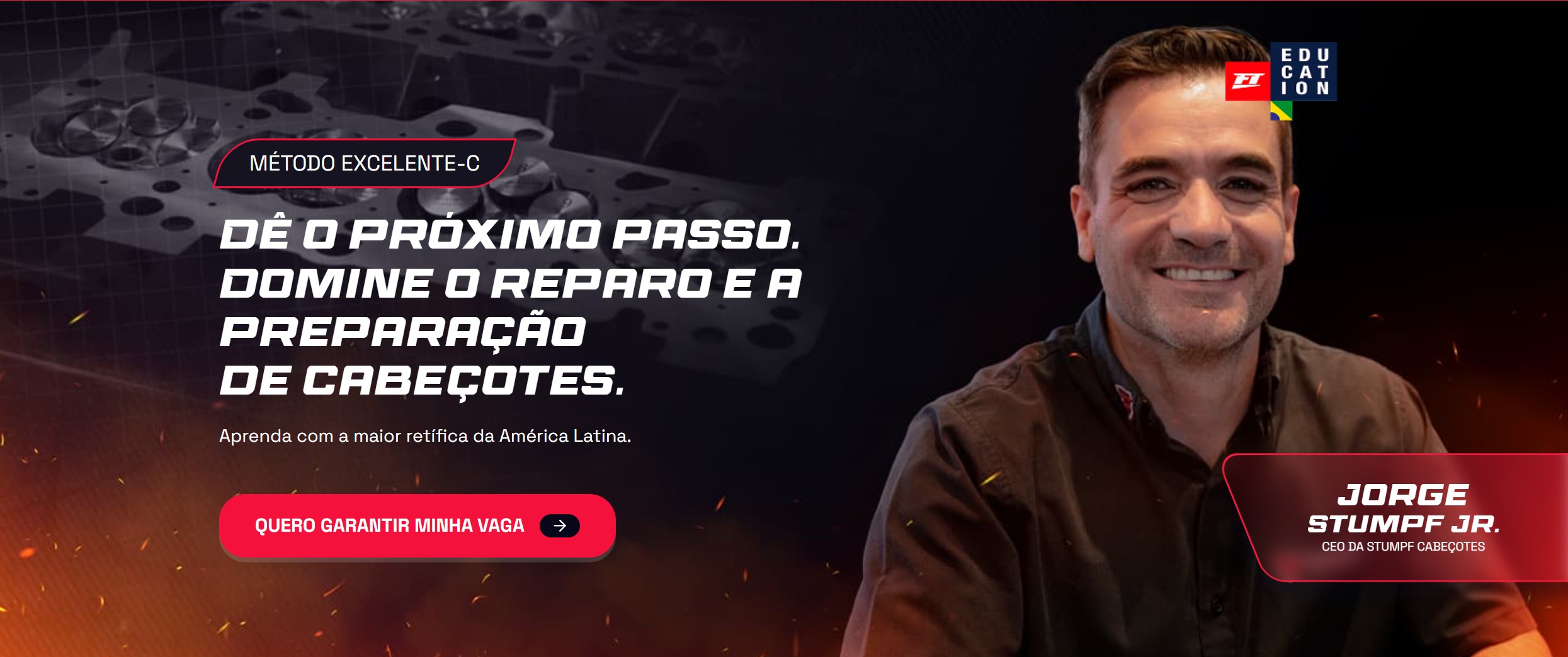 Jorge Stumpf Jr. em ambiente de preparação de cabeçotes